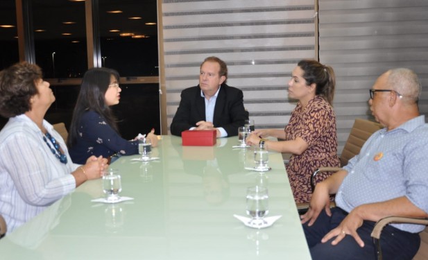 Com apoio de Luana Ribeiro, governador discute expansão de indústria e mais emprego no Tocantins