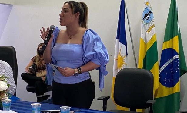Luana Ribeiro percorre municípios e declara apoio à reeleição de Zé Augusto para prefeitura de Peixe