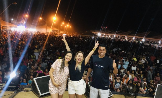 Luana Ribeiro visita praias em Paranã e Rio Sono; temporada atrai milhares de turistas