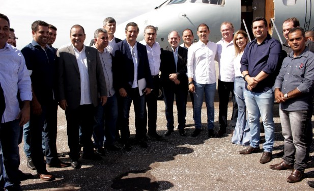 Luana Ribeiro acompanha visita do Ministro dos Transportes em Formoso do Araguaia