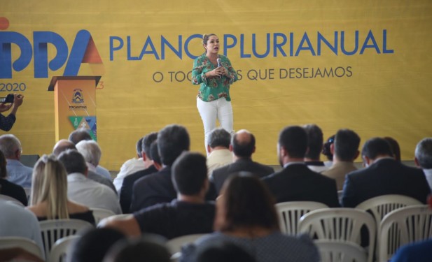 Luana Ribeiro participa da consulta do PPA em Palmas e pede aumento de efetivo da PM